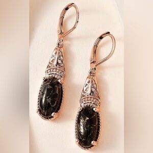 Shungite Pendant in 14K Rose Gold Over Copper necklace w/ matching earrings.